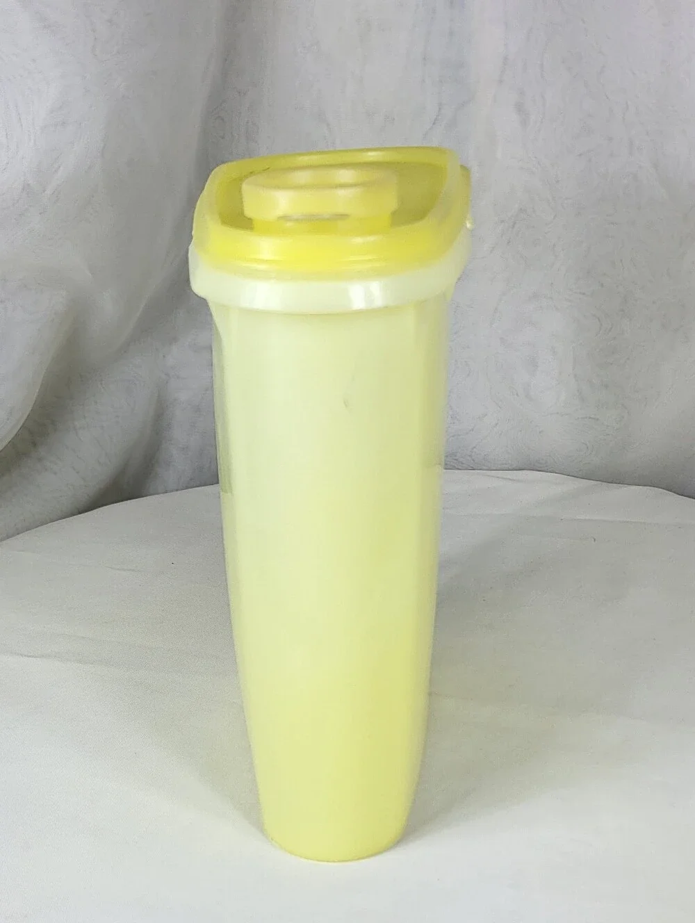 Tupperware bright yellow